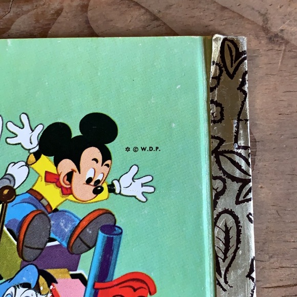 Little Golden Book Walt Disney Presents Winnie-the-Pooh and Tigger 8th Edition - Picture 11 of 14